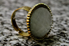 Oval ring
